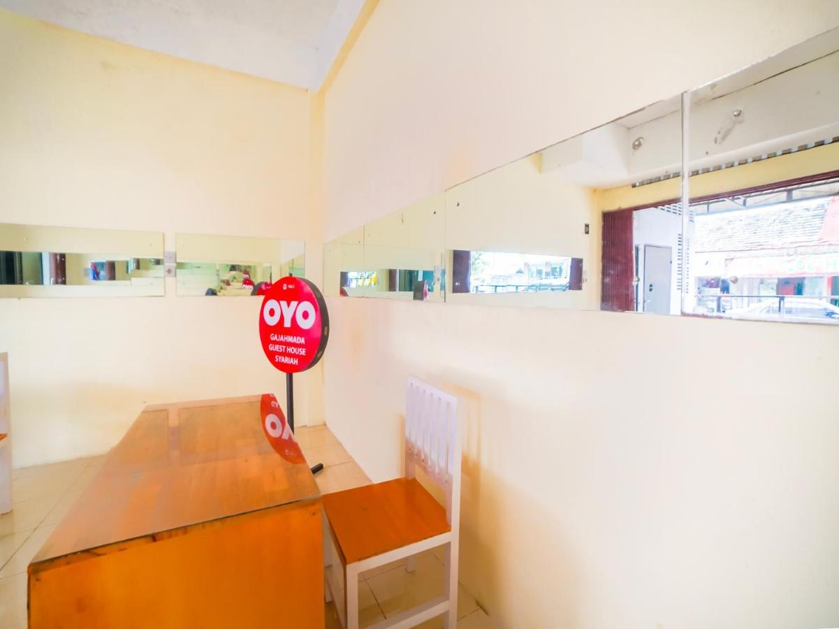 Hotel Oyo 90821 Gajah Mada Syariah 2*