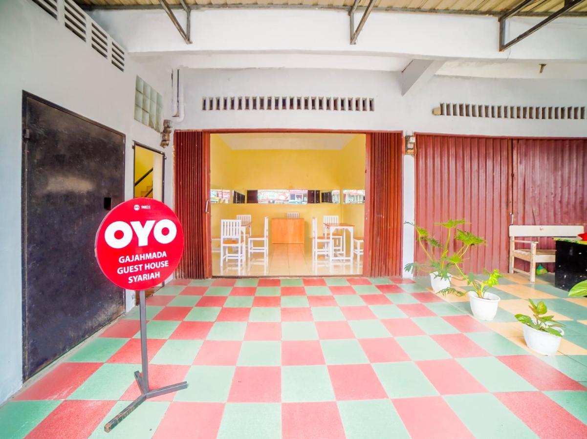 Oyo 90821 Gajah Mada Syariah 2*