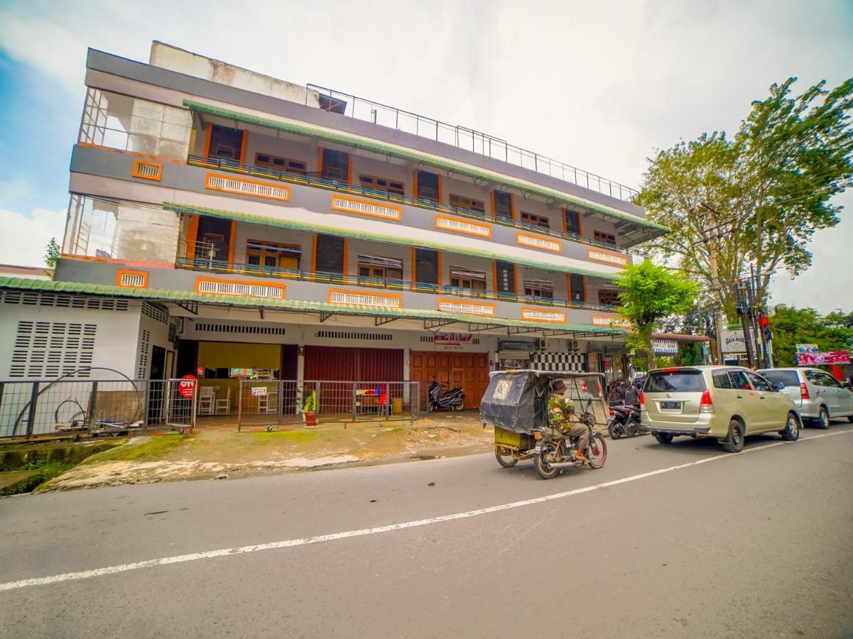 Oyo 90821 Gajah Mada Syariah 2*