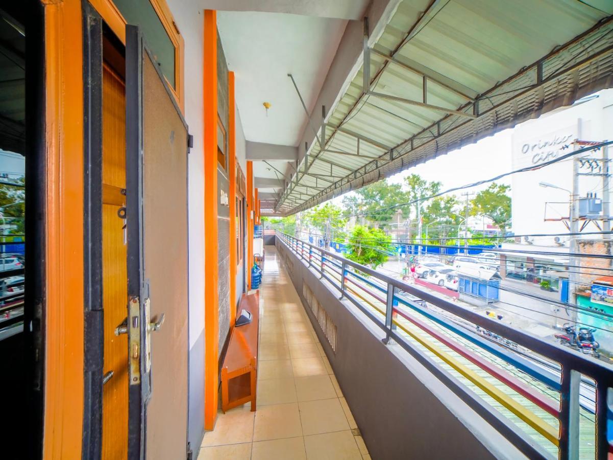 Oyo 90821 Gajah Mada Syariah
