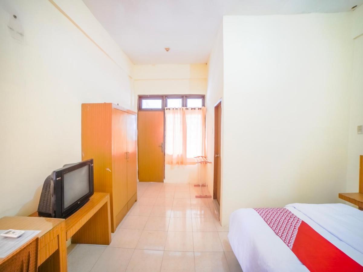 Hotel Oyo 90821 Gajah Mada Syariah Medan